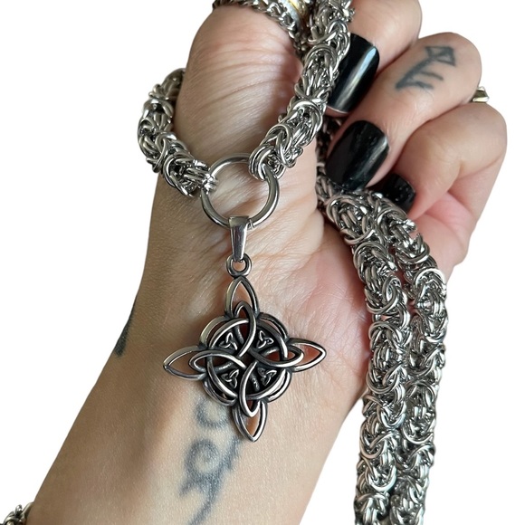 Handmade chain stainless steel bizantine maille link with celtic knot cross - Picture 9 of 12